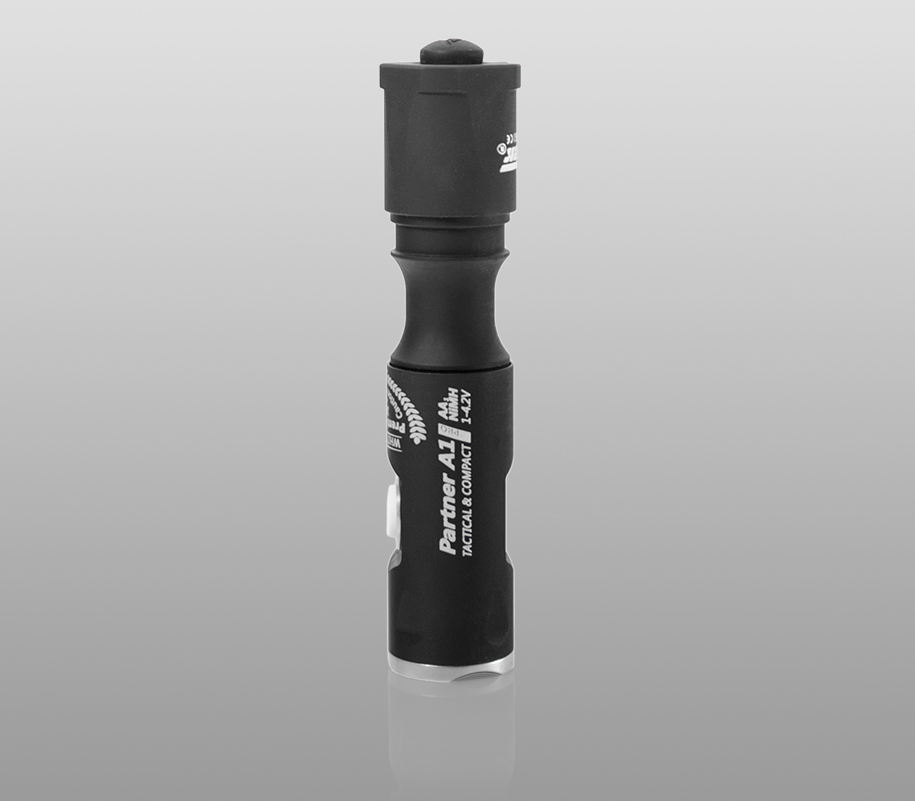 Armytek Partner A1 Pro XP-L White