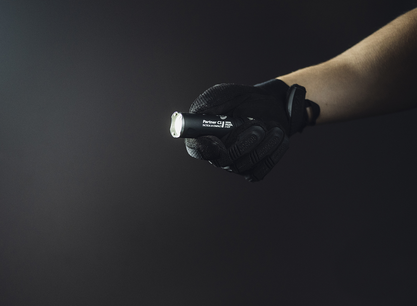 Armytek Partner C1 Pro XP-L White