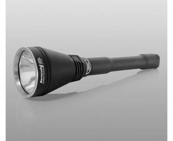 ARMYTEK BARRACUDA PRO SUCHSCHEINWERFER (WARMES LICHT)